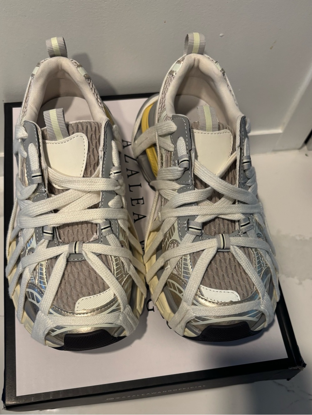 Azalea Wang Selie White Sneaker